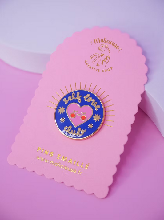 Pin's I Self love club Limistic