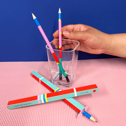 CRAYON MISS