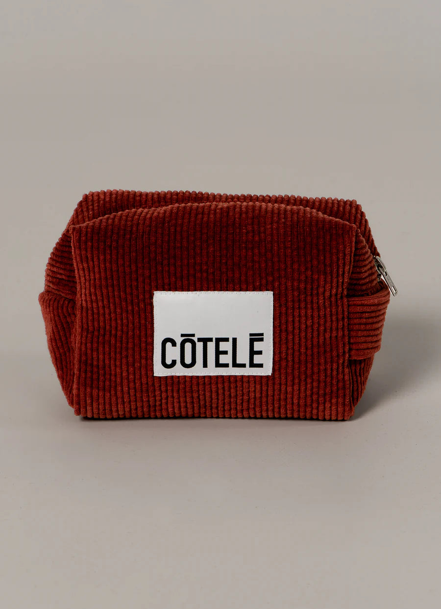 La Trousse de Toilette
